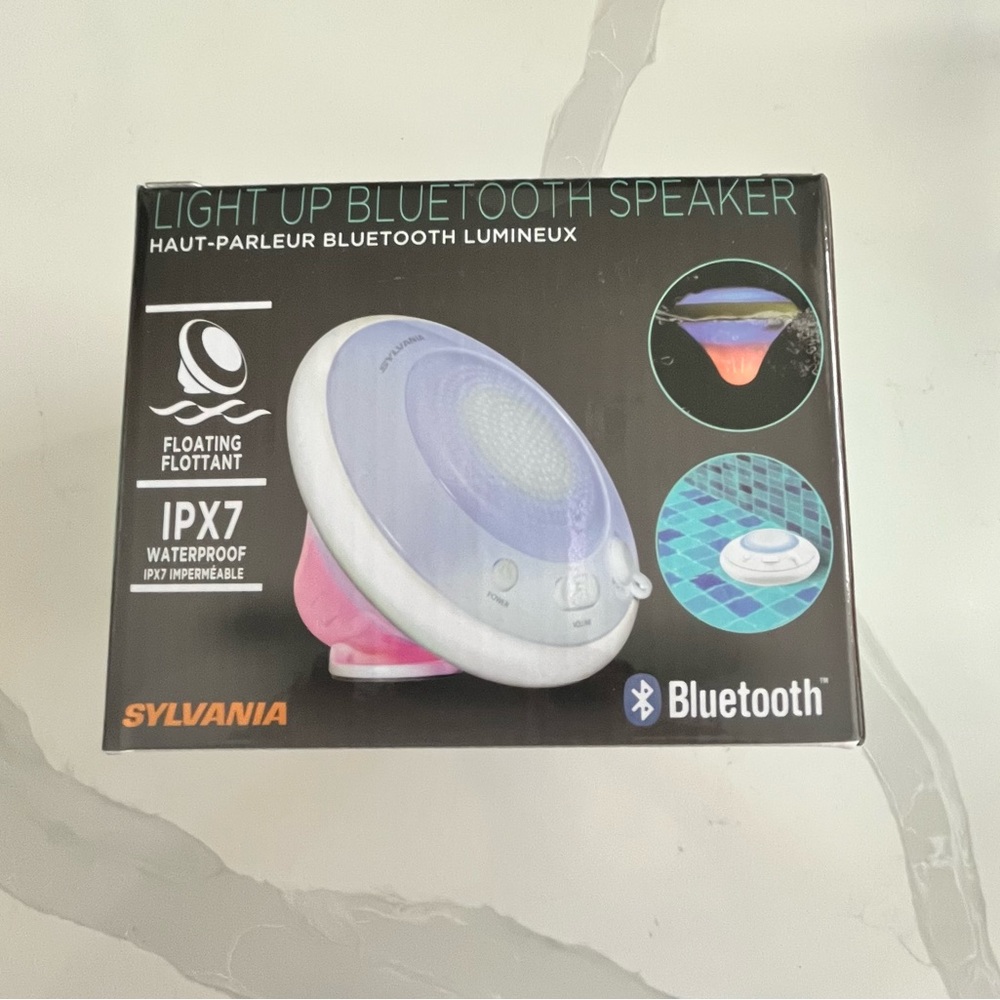 SYLVANIA LIGHT UP SPEAKER